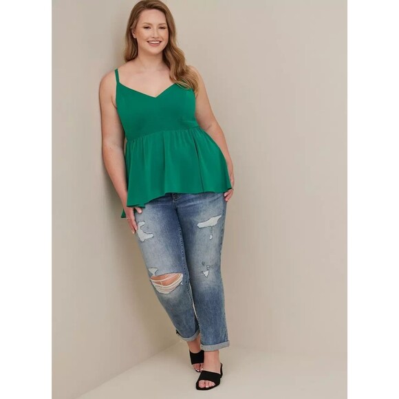 NWT Torrid Peplum Studio Crepe de Chine Black Top Size 4 or 26 Plus - Picture 3 of 4